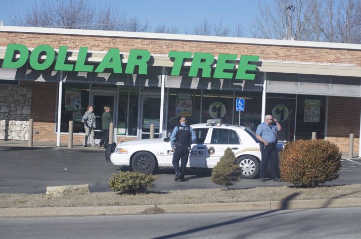 Police tase, shoot man fleeing from scene of Dollar Tree robbery at ...