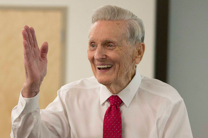 Rev. Robert Meneilly