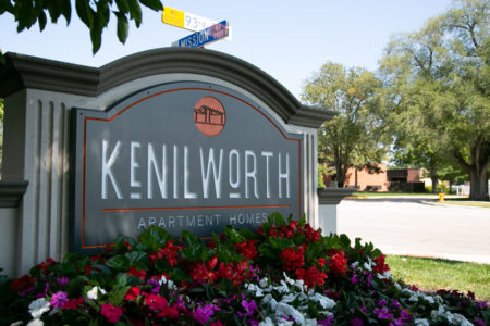 Kenilworth Apartments sign
