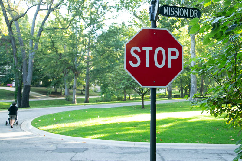 Mission Hills aggravated assault and batter near Mission Drive
