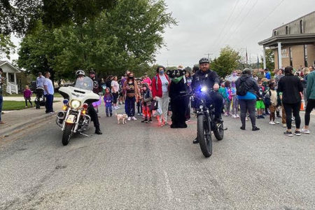 Roeland Park Walk to School Day police escort