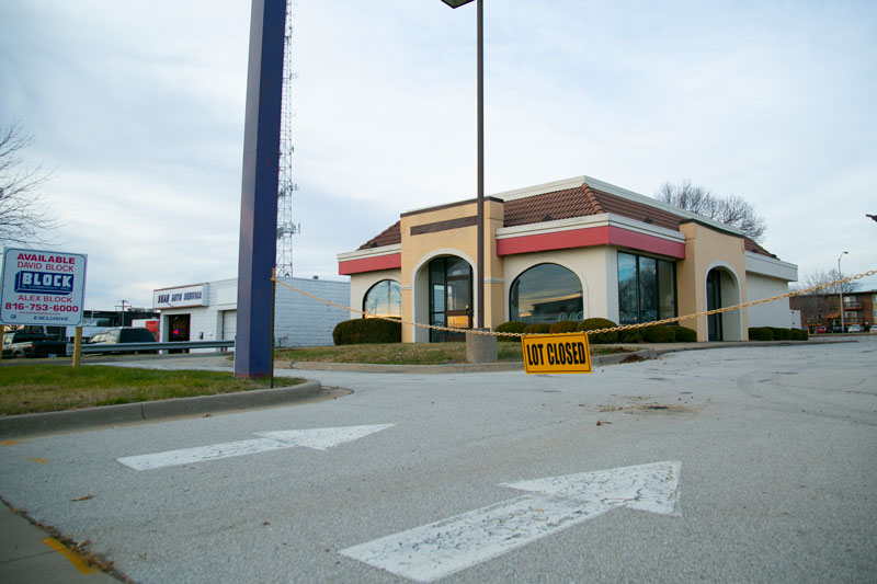 Old Taco Bell at 8800 Shawnee Mission Parkway