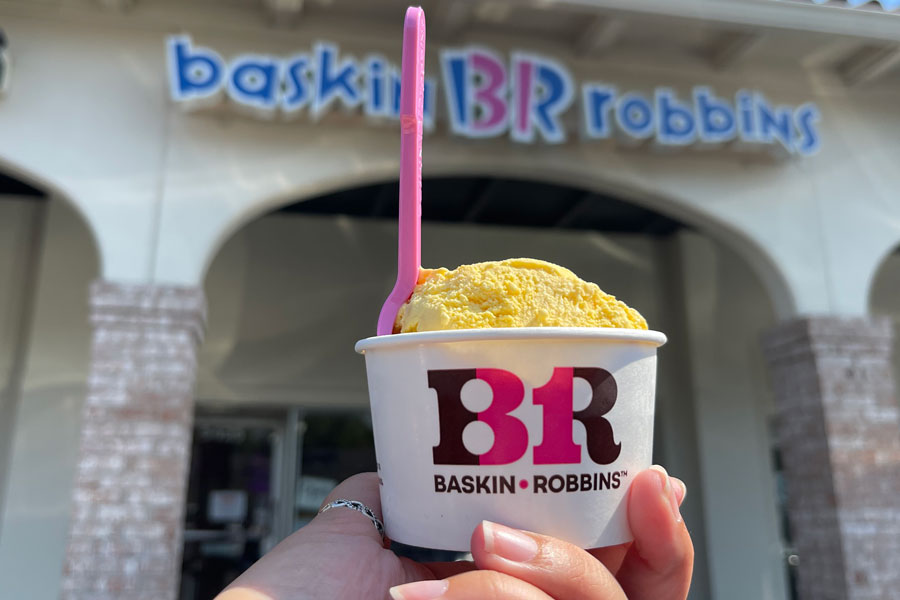 Baskin Robbins lemon custard