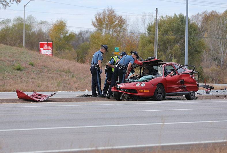 Driver critically injured in Kansas Highway 7 crash near 47th