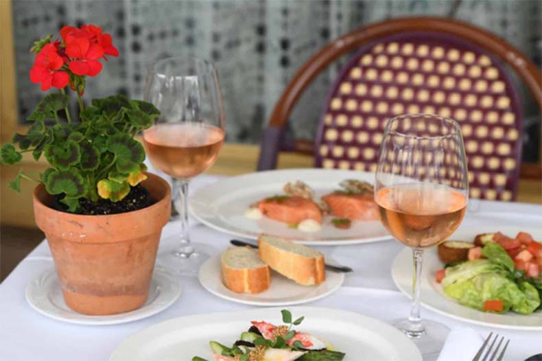 Romantic dining Johnson County