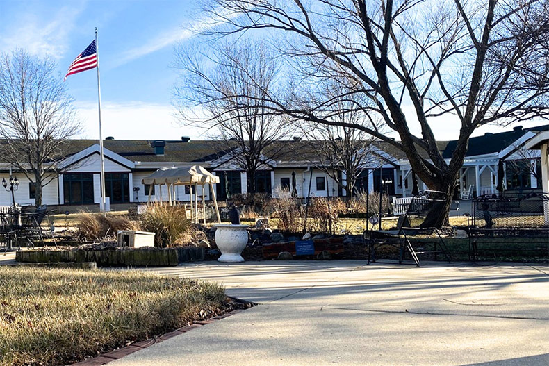 The courtyard outside at the Evergreen Community of Johnson County in Olathe.