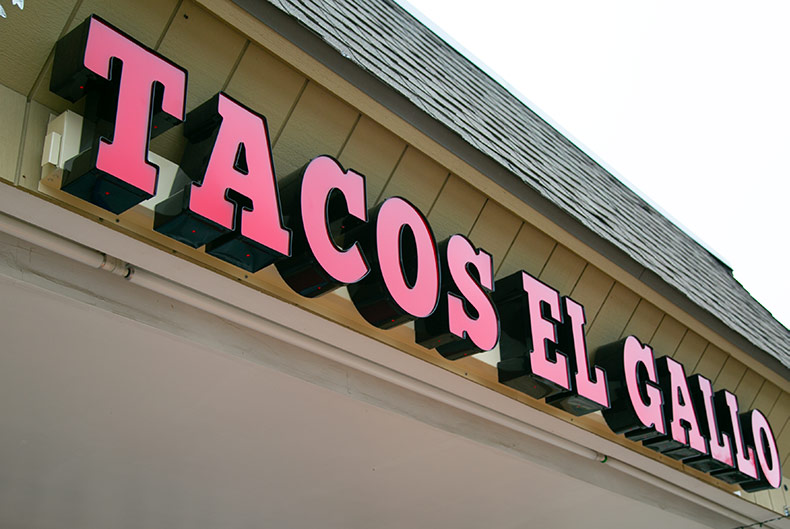 Tacos El Gallo Mission