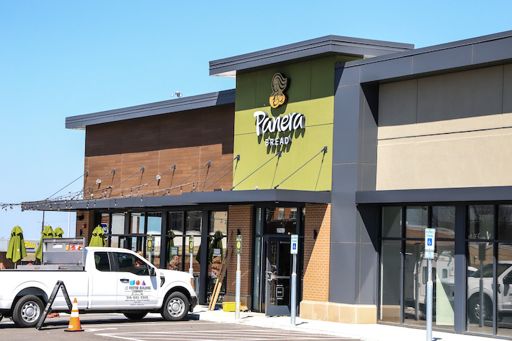 Panera opened a new location in Sonoma Plaza in a new building at 16209 W 87th St. Pkwy. on Wednesday, April 12.