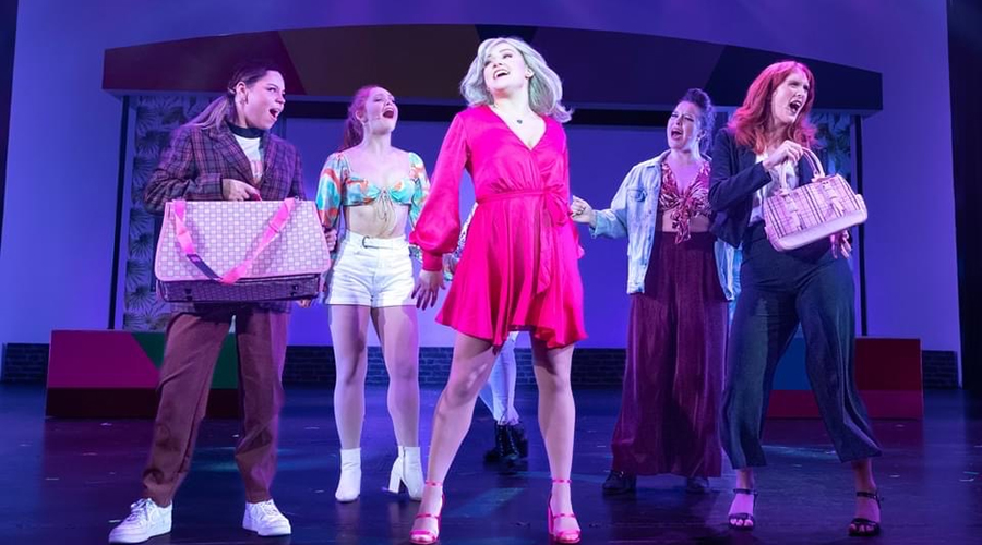 Put on your pink and head to Starlight Theatre for Legally Blonde The ...