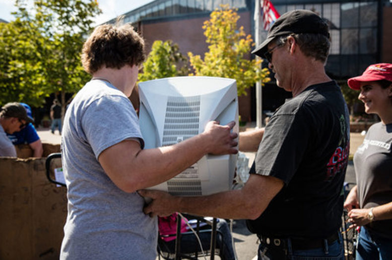 An electronics recycling event hosted by MRC Recycling.