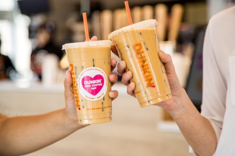 Dunkin' plans to open a new drive-thru coffee shop in Overland Park in the College Oaks business district. The chain, previously known as Dunkin' Donuts, serves coffee drinks, breakfast, donuts and bagels.