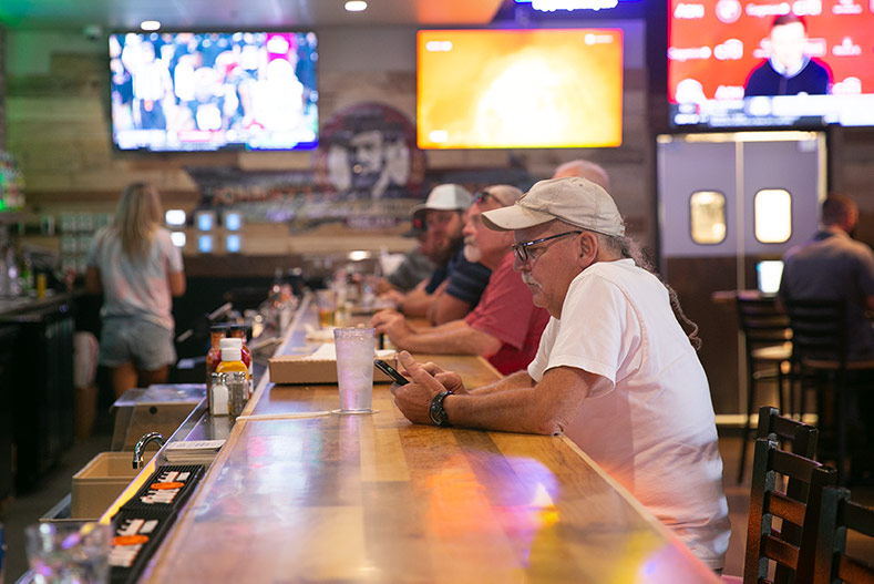 Johnny's Tavern Prairie Village.