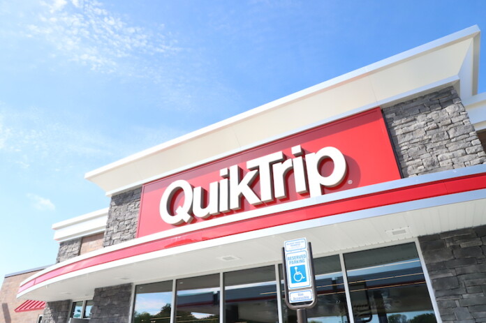 The 100th active KC area QuikTrip opened in Overland Park at 97th and Metcalf on Thursday.
