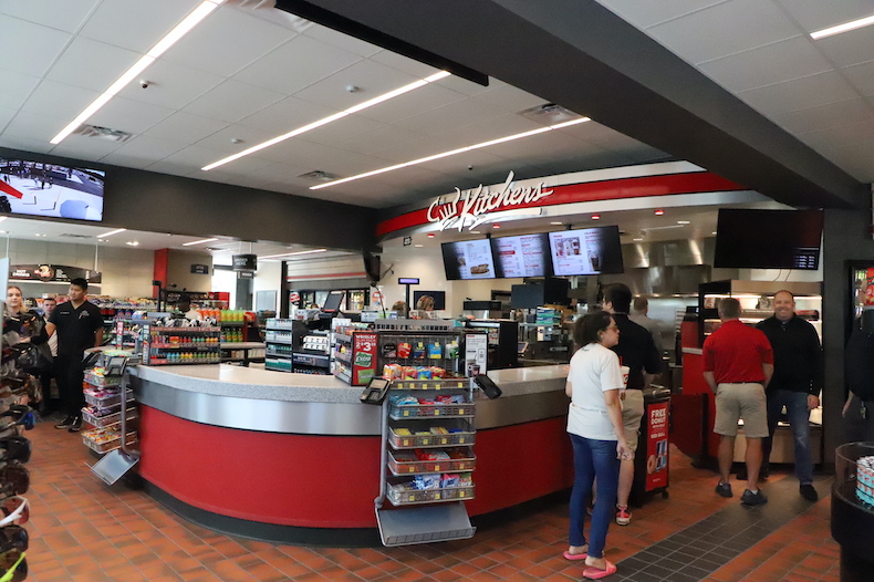 The 100th active KC area QuikTrip opened in Overland Park at 97th and Metcalf on Thursday.
