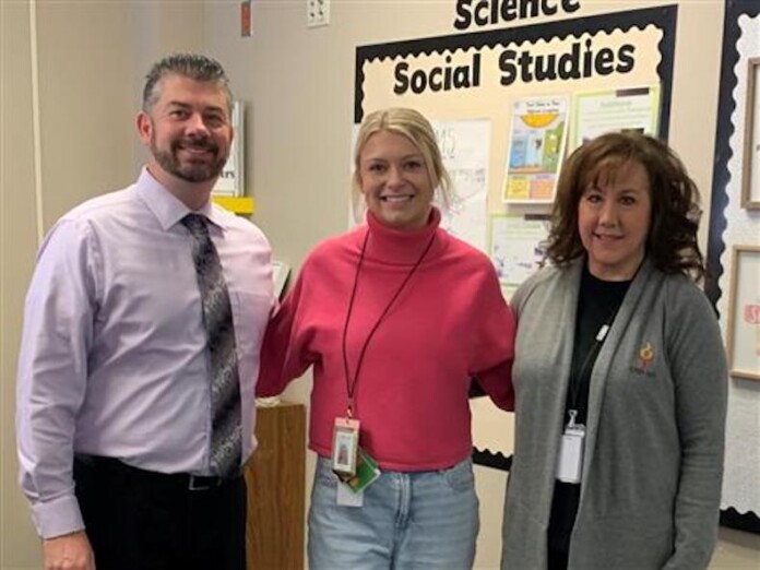 Taylar Flaming, a third grade teacher at Starside Elementary School in USD 232 in De Soto, is one of five Johnson County educators who are recipients of the Kansas Horizon Award in 2024.