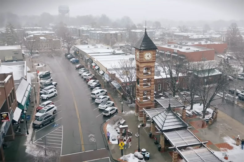 A dusting of snow in downtown Overland Park was a precursor to a larger winter storm set to hit Johnson County this week.