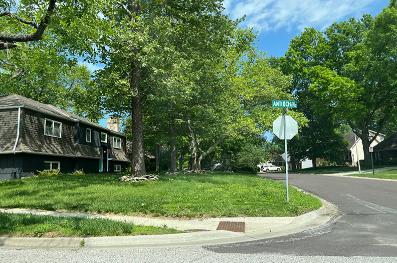 Overland Park has earmarked funds for a property tax rebate pilot for 2025. Above, a neighborhood in Overland Park near 89th Street and Antioch Road.