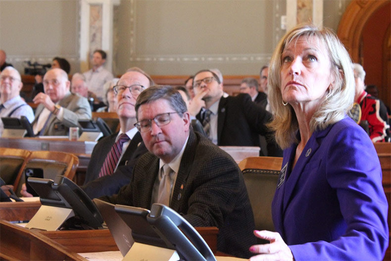 Kansas lawmakers will soon start a special session on tax cuts