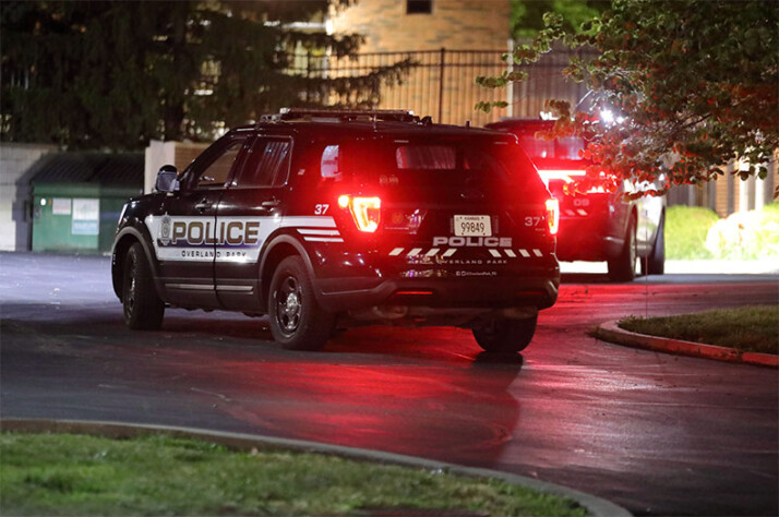Overland Park Police search for suspect following carjacking