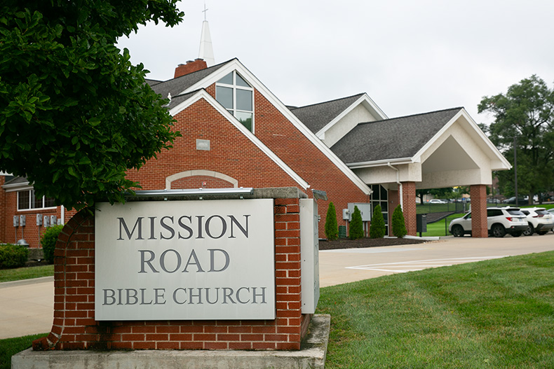 Mission Road Bible Church in Prairie Village