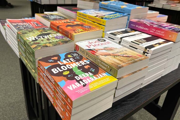Barnes & Noble planning new store at Overland Park's Bluhawk