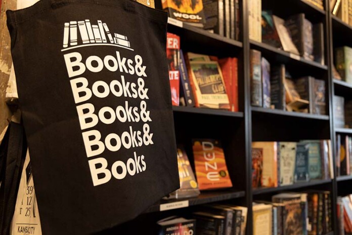 Monarch Books & Gifts help