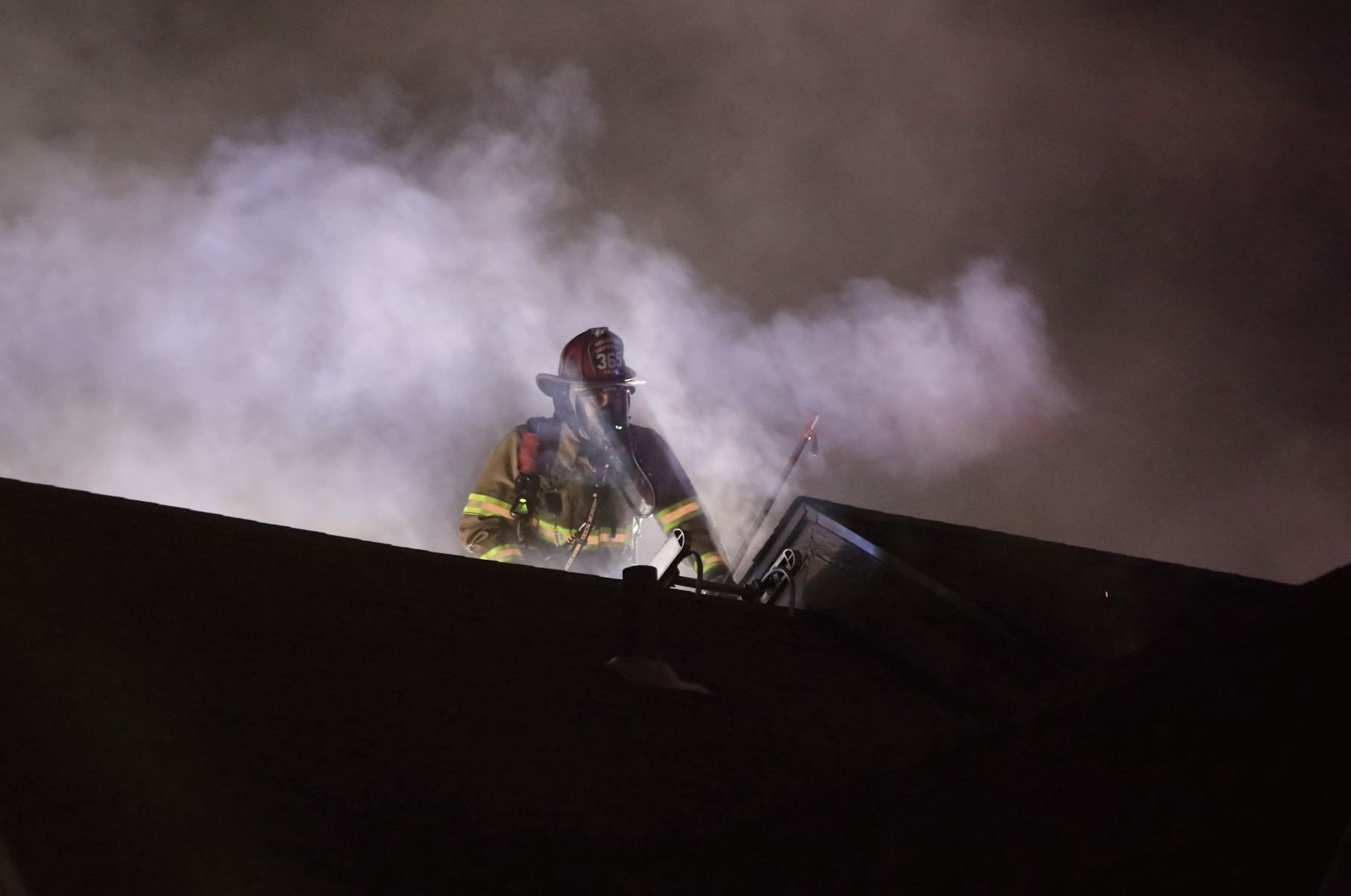 Overland Park apartment fire displaces residents in 16 units