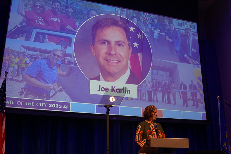 Lenexa Mayor Julie Sayers pays tribute to Joe Karlin