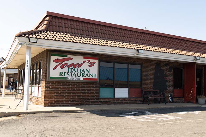 Toni's Italian Restaurant closes in Olathe after seven years