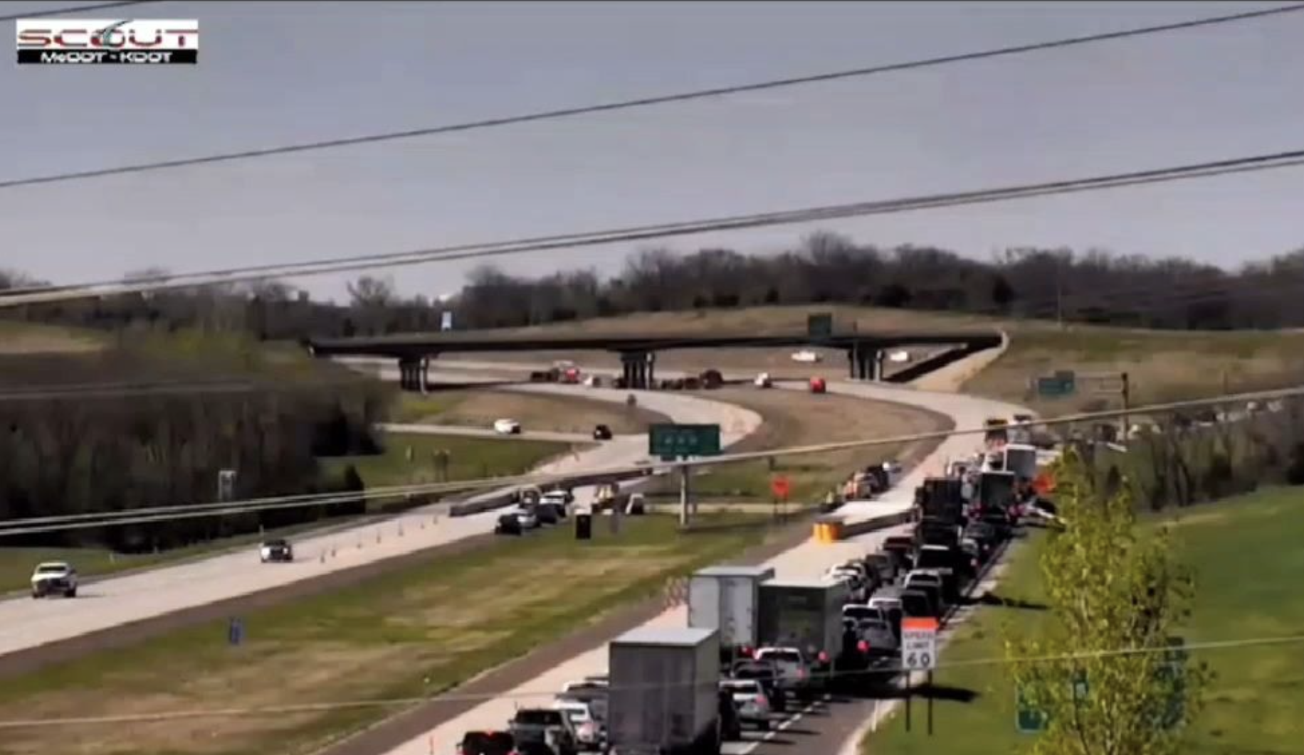 Shawnee man killed in crash on I-435 in Wyandotte County