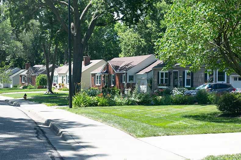 Front yards in Roeland Park