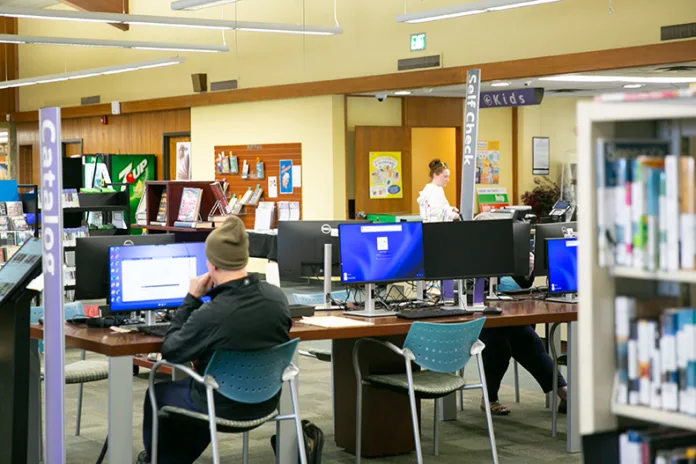 Patrons inside Corinth Library in February 2026. Photo credit Juliana Garcia.