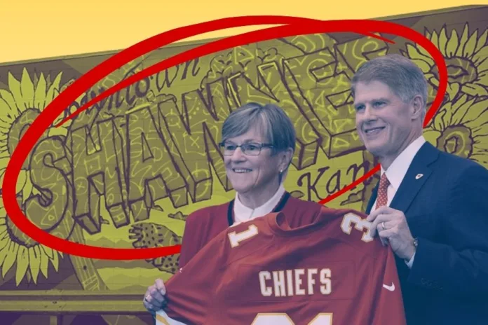 Laura Kelly Clark Hunt Chiefs Kansas