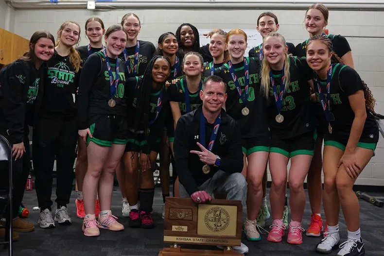 The SM South girls basketball team. Photo via Coach Mark Western X page.