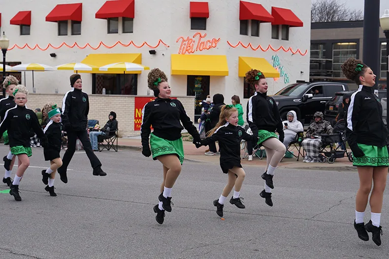 Irish dancers parade