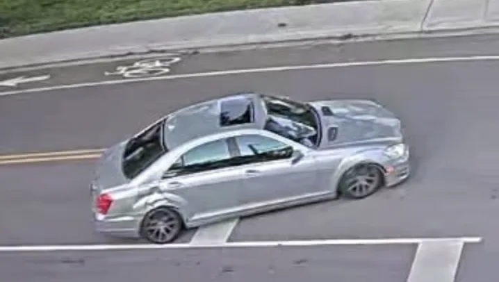 Prairie Village Police looking for suspect in Nall Avenue hit-and-run