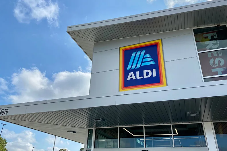 Aldi coming to closing Office Max in Merriam Town Center