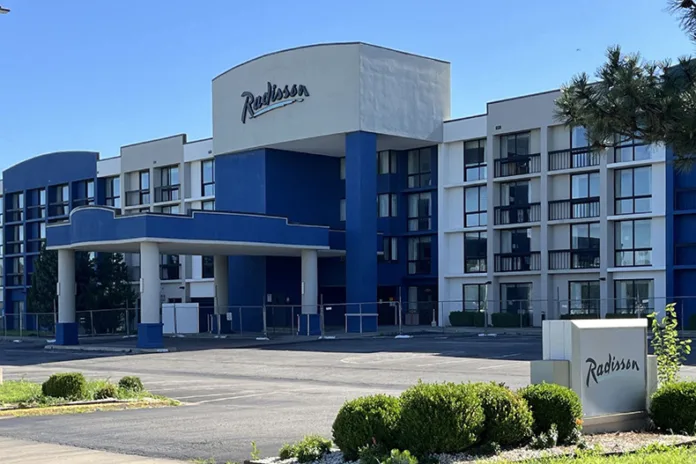 Radisson Hotel in Lenexa