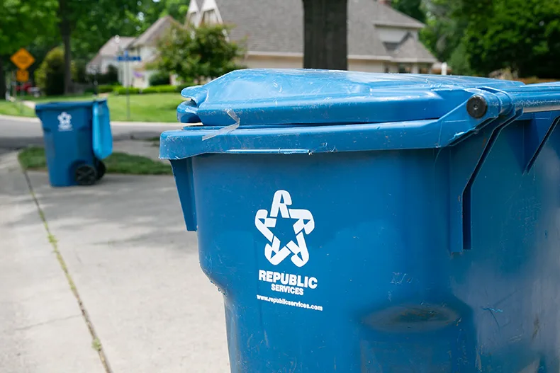 Prairie Village poised to switch to new trash hauler. How much would it cost residents?