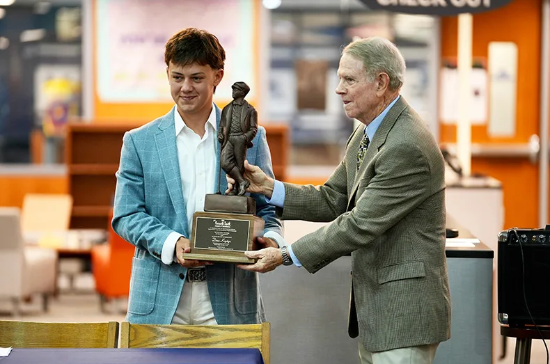 BV North graduate earns award for outstanding golf performance