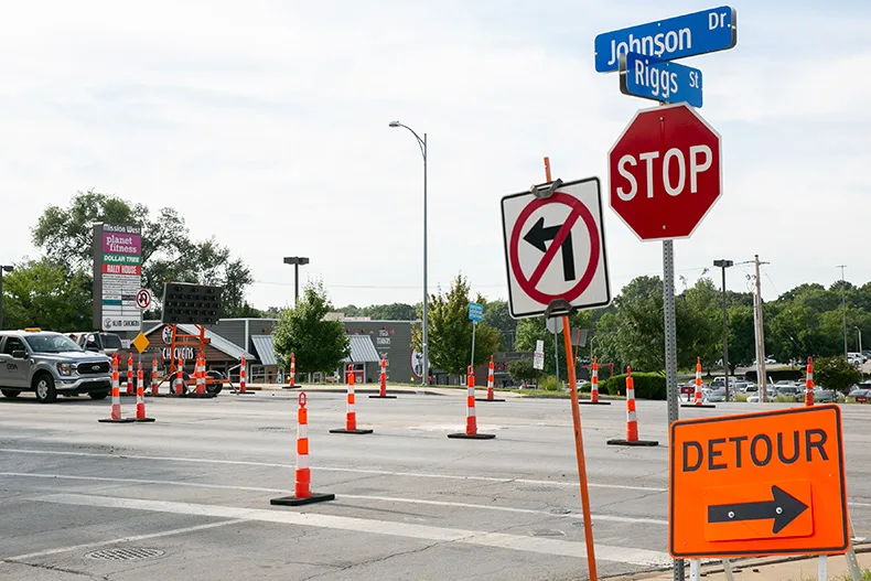 During phase one of construction, drivers are unable to turn left onto Johnson Drive, as pictured above at the intersection of Johnson Drive and Riggs Street. Photo credit Juliana Garcia.
