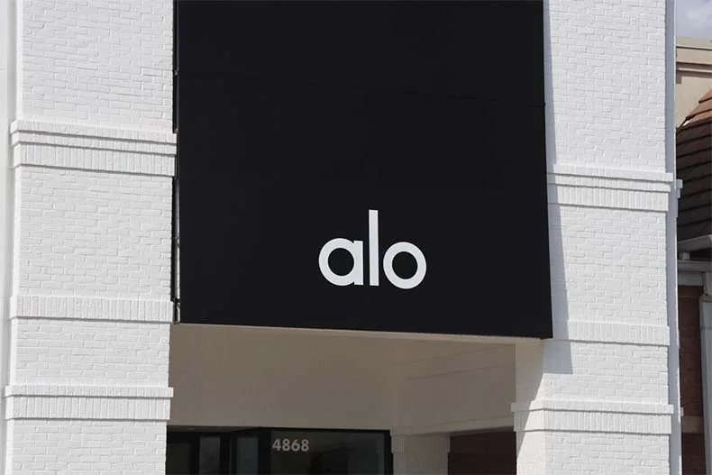 Alo Store Athleisure brand Alo's new store is now open in Leawood