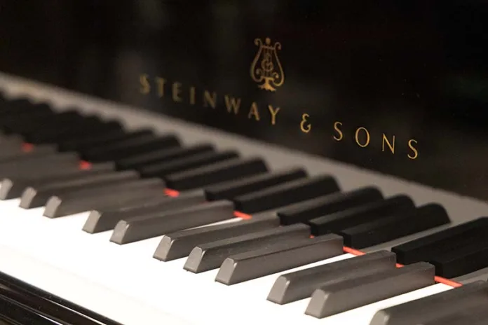 Steinway Lenexa